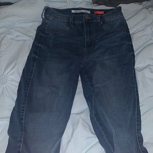 blue skinny jeans